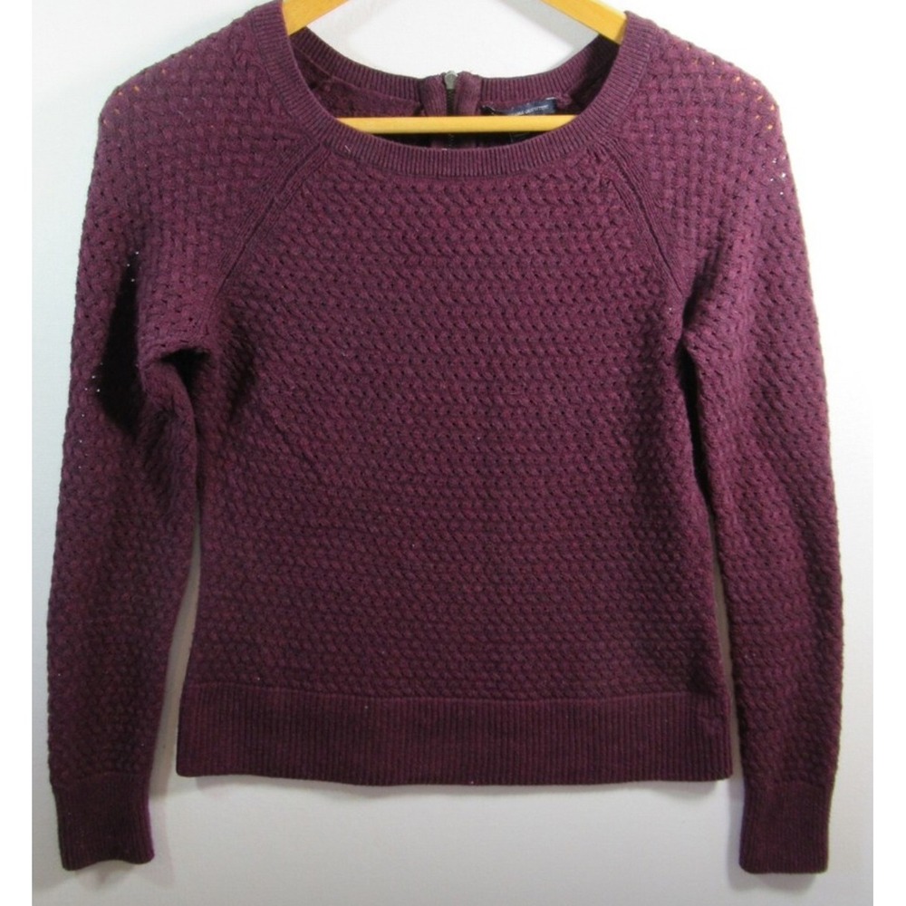 American Eagle Outfitters Womens XS Burgundy Textured Knit Crew Neck Sweater